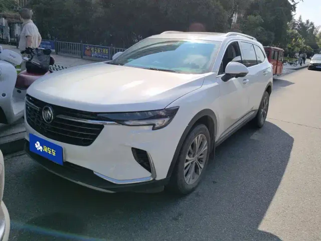 Фотография автомобиля — Buick Envision Plus