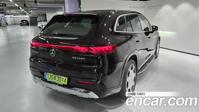 Mercedes-Benz EQS — Фото автомобиля 4