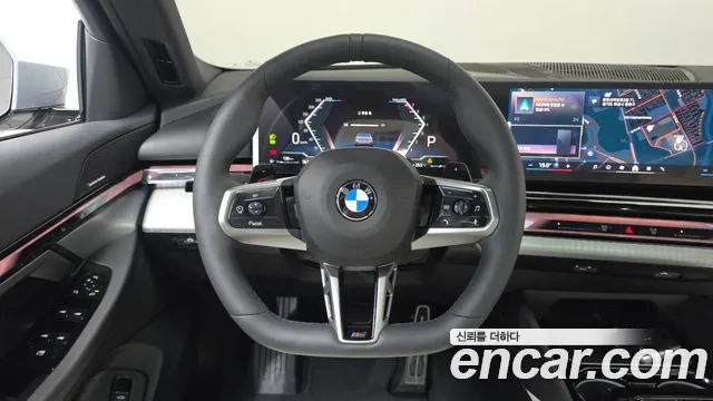 BMW 5-Series — Фото автомобиля 13