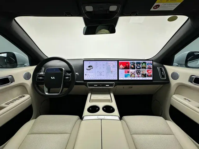 Li Auto L7 — Фото автомобиля 20