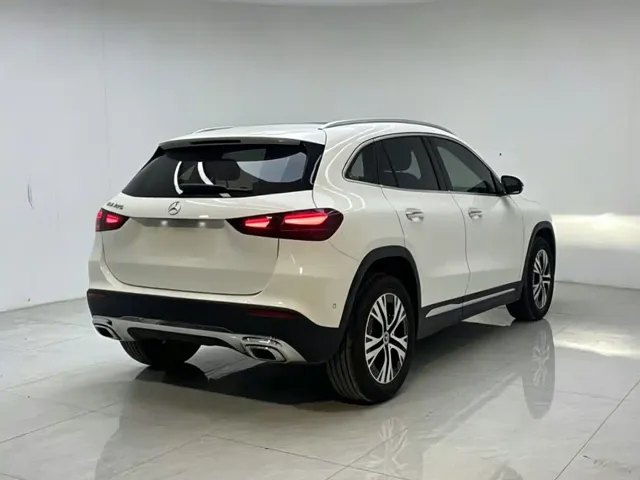Mercedes-Benz GLA-Class — Фото автомобиля 4