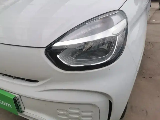 Roewe Clever — Фото автомобиля 23