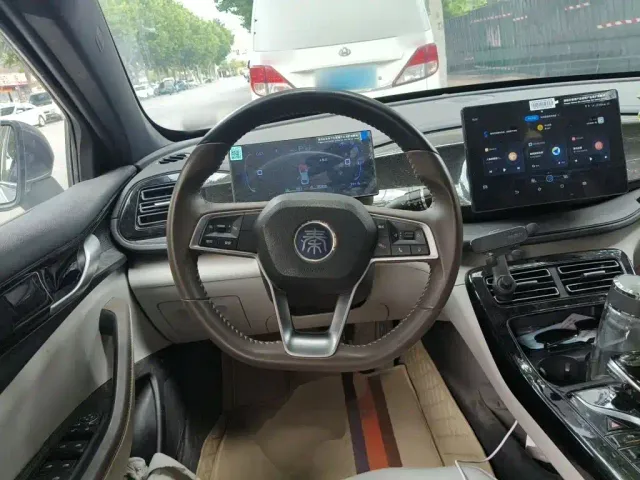 BYD Qin PLUS — Фото автомобиля 2