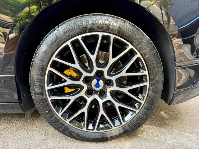 Denza Z9GT — Фото автомобиля 18