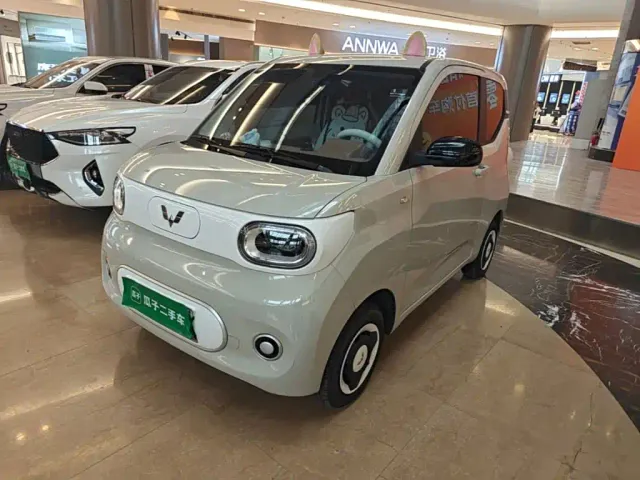 Фотография автомобиля — Wuling Hongguang Mini EV