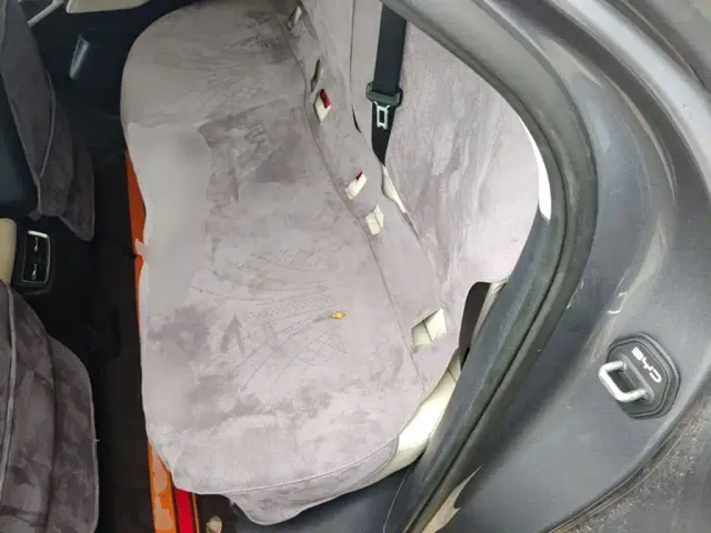 BYD Qin L — Фото автомобиля 16