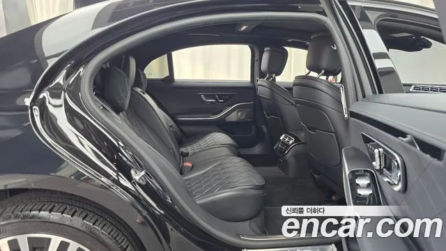 Mercedes-Benz S-Class — Фото автомобиля 11