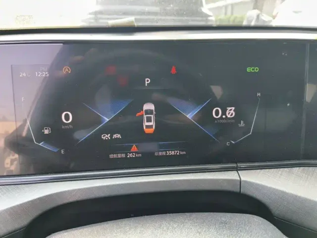 Changan Eado — Фото автомобиля 3