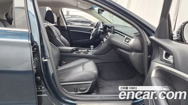 Genesis G70 Новый G70 Бензин 2.5T 4WD — Фото автомобиля 11