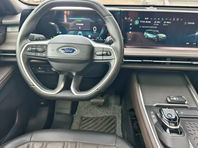 Ford Edge — Фото автомобиля 12