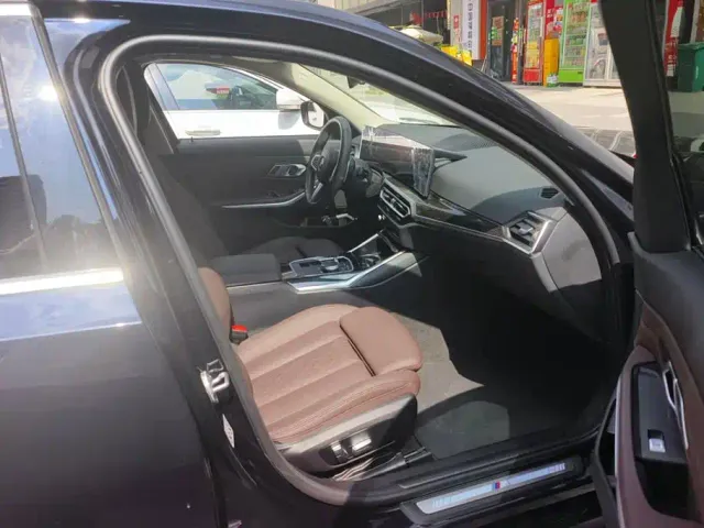 BMW 3 Series — Фото автомобиля 8