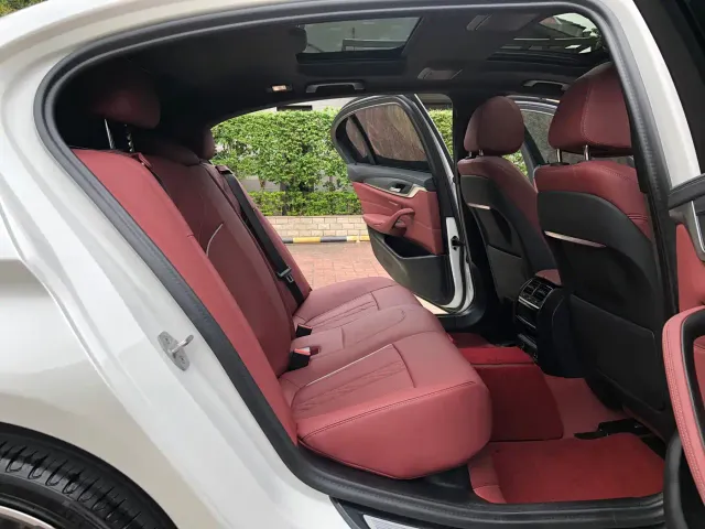 BMW 5 Series — Фото автомобиля 18
