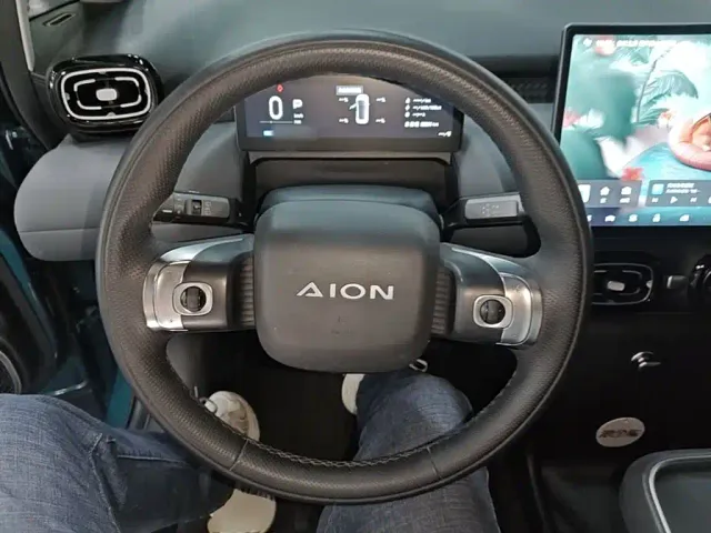 GAC Aion UT — Фото автомобиля 10