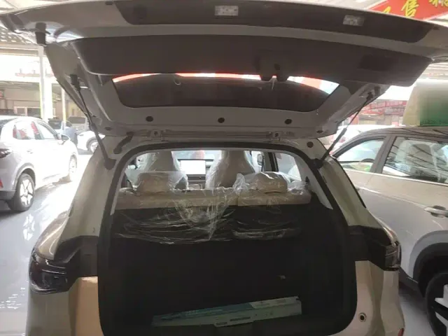 Wuling Bingo S — Фото автомобиля 18