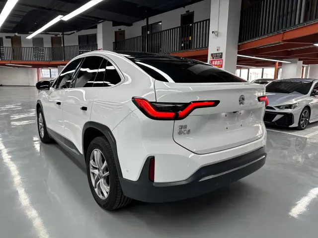 Nio EC6 — Фото автомобиля 16