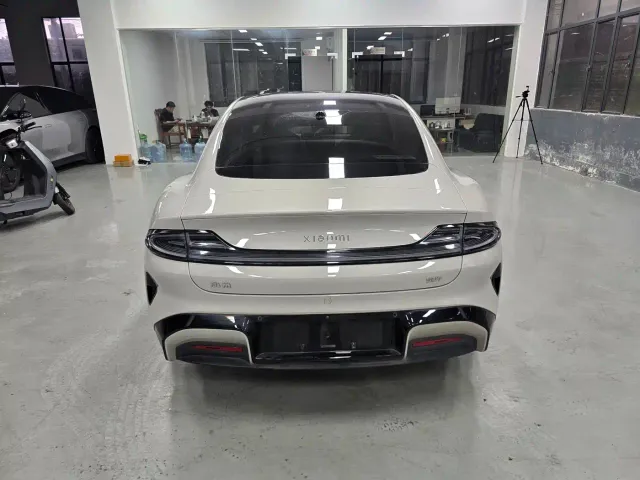 Xiaomi SU7 — Фото автомобиля 6