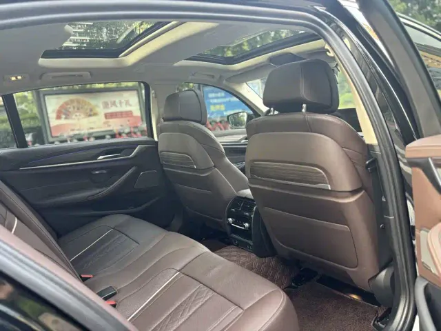 BMW BMW 5 Series 2022 Model Third Facelift 530Li Premium Luxury Package — Фото автомобиля 14