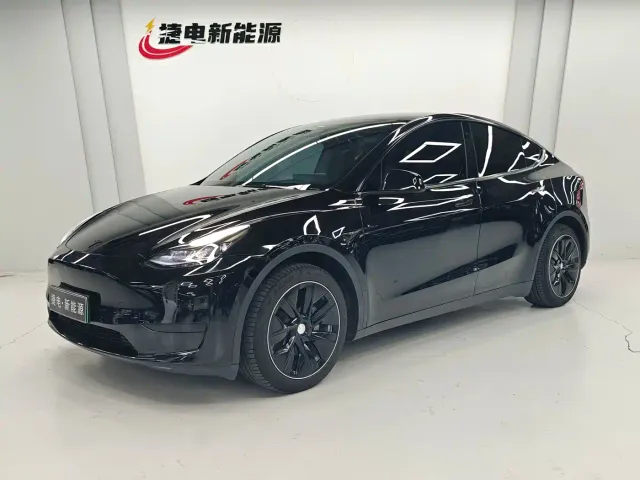 Фотография автомобиля — Tesla Model Y
