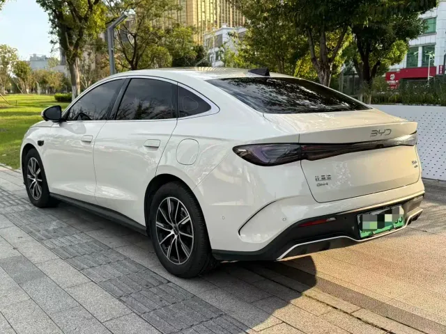 BYD Seal 06 — Фото автомобиля 11