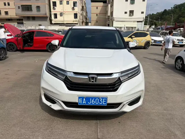Фотография автомобиля — Honda Avancier