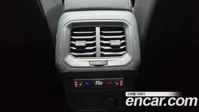 Volkswagen Tiguan — Фото автомобиля 28