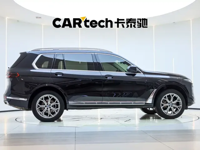 BMW X7 — Фото автомобиля 8