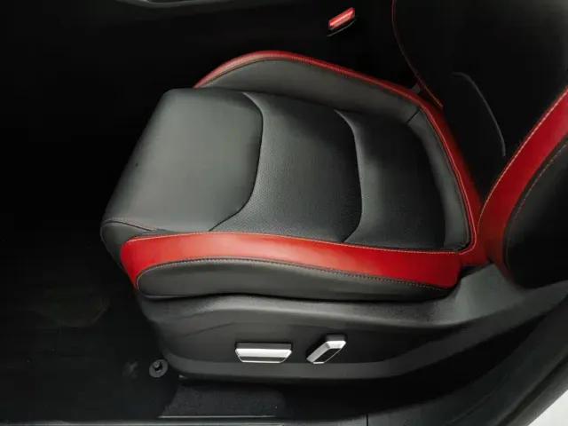 Geely Emgrand S — Фото автомобиля 20