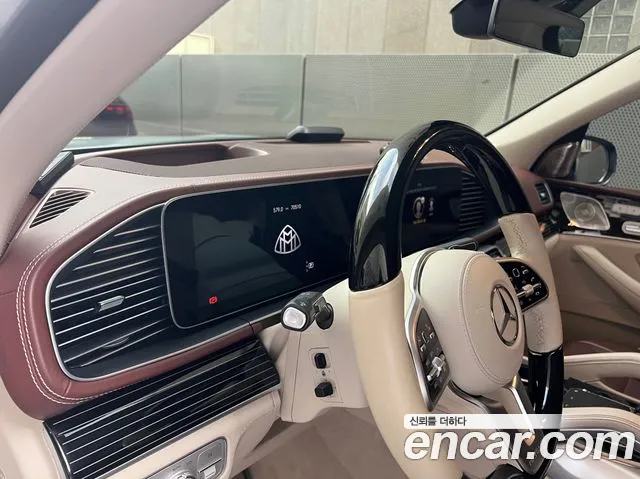 Mercedes-Benz GLS-Class — Фото автомобиля 14