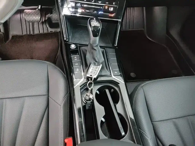 Volkswagen Passat — Фото автомобиля 13