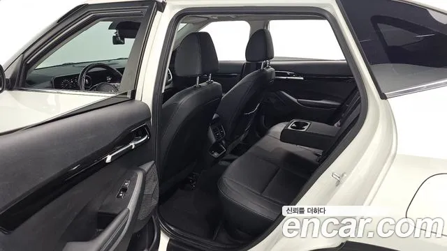 Kia Seltos New — Фото автомобиля 18