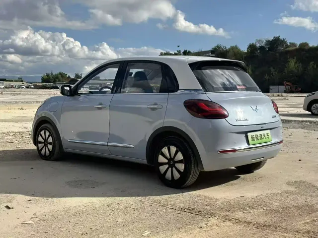 Wuling Bingo — Фото автомобиля 9