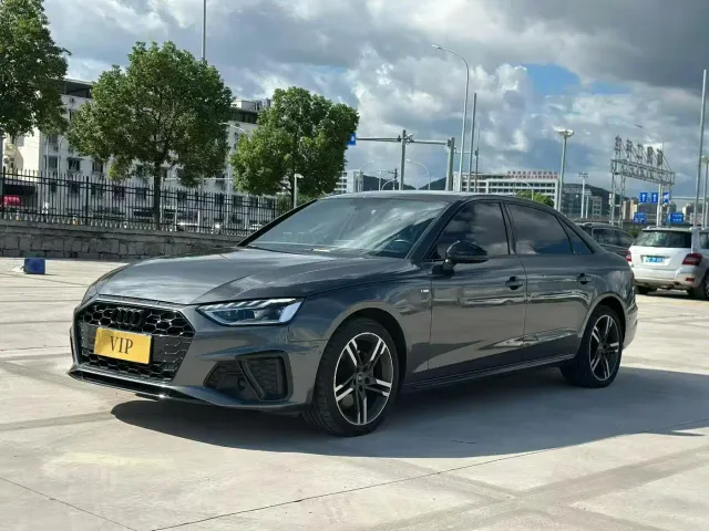 Audi A4L — Фото автомобиля 2