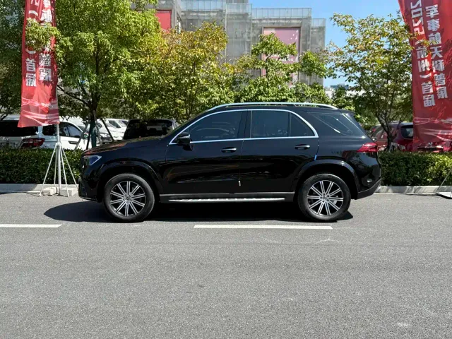 Mercedes-Benz GLE-Class — Фото автомобиля 17