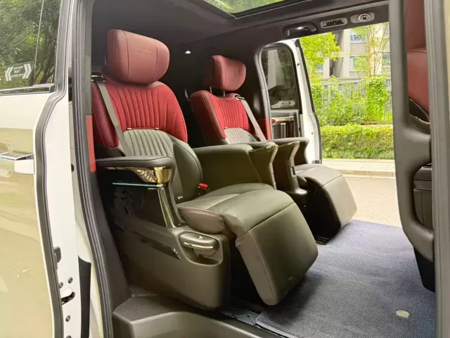 GAC Trumpchi M8 — Фото автомобиля 3