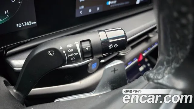 Hyundai Grandeur GN7 — Фото автомобиля 28