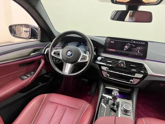 BMW BMW 5 Series 2022 Facelift 530Li Leading M Sport Package — Фото автомобиля 16