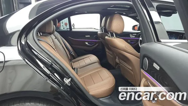 Mercedes-Benz E-Class W213 — Фото автомобиля 18