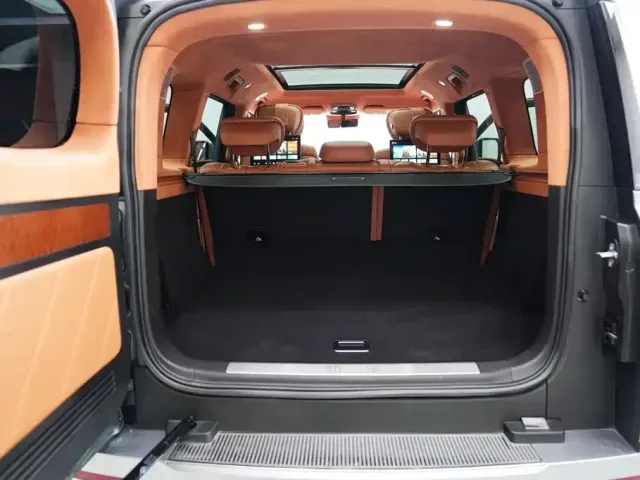 BYD U8 — Фото автомобиля 17