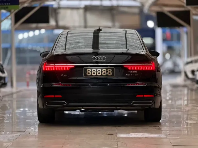 Audi A6L — Фото автомобиля 5
