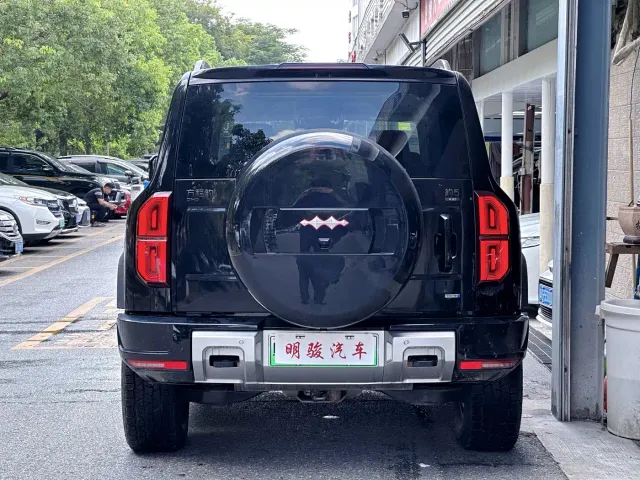 BYD FangChengBao Leopard 5 — Фото автомобиля 5
