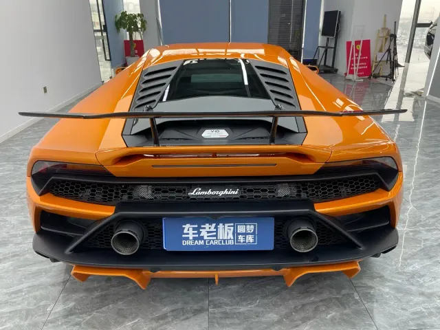 Lamborghini Huracan — Фото автомобиля 30
