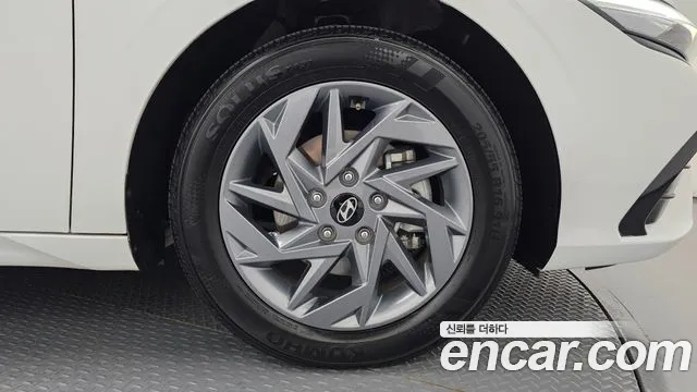 Hyundai Avante — Фото автомобиля 6