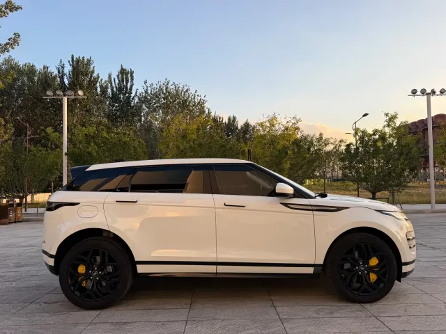 Land Rover Range Rover Evoque — Фото автомобиля 4