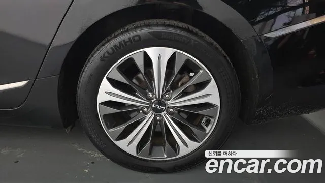 Kia K8 Hybrid — Фото автомобиля 6