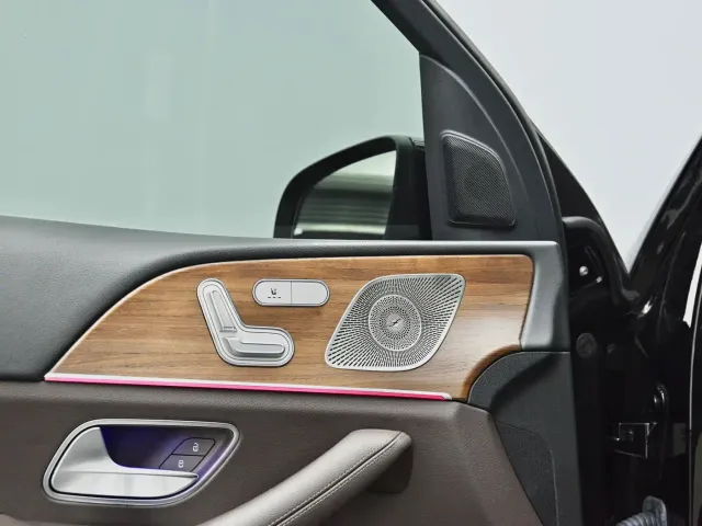 Mercedes-Benz GLE-Class — Фото автомобиля 18