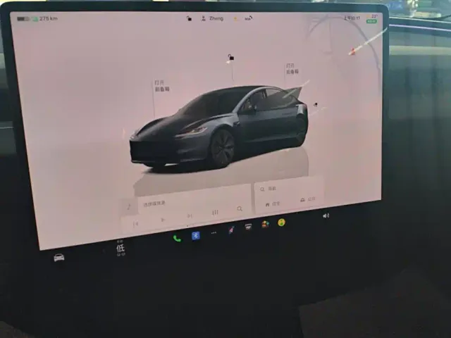 Tesla Model 3 — Фото автомобиля 13