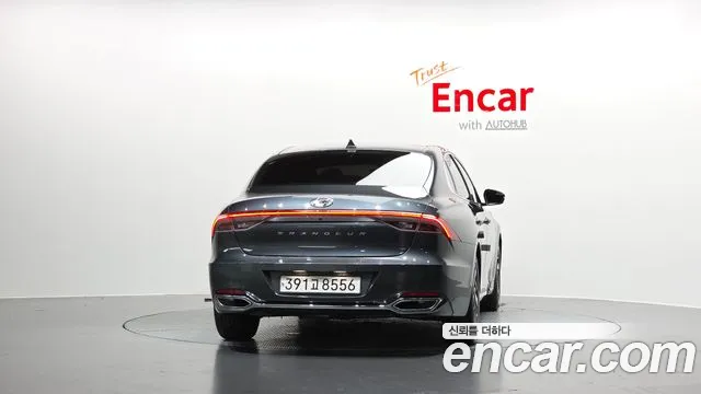 Hyundai Grandeur Premium — Фото автомобиля 4