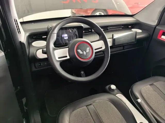Wuling Hongguang Mini EV — Фото автомобиля 9