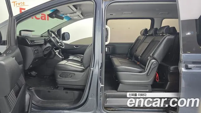 Hyundai Staria Staria — Фото автомобиля 27