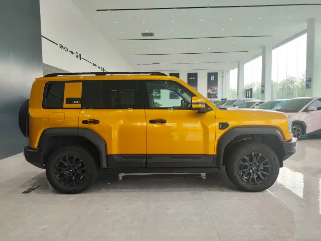 BYD FangChengBao Leopard 5 — Фото автомобиля 4